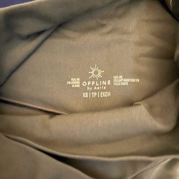 AERIE CROSSOVER LEGGINGS! - Picture 3 of 4